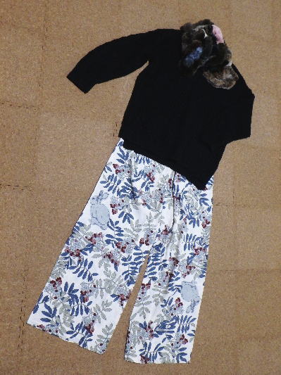 399円花柄パンツ2