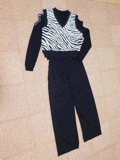 33)417円ゼブラ柄ニットベスト3