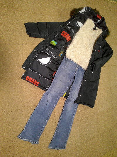 ４１）1,375円リバーシブル・ダウンコート