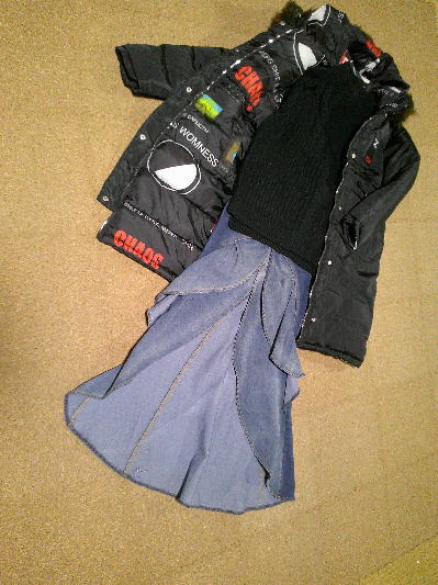 ４１）1,375円リバーシブル・ダウンコート