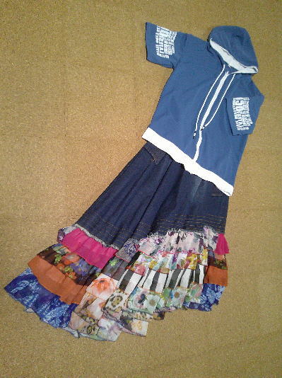 ４２）482円半ソデパーカー青