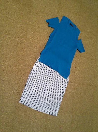 ４３）500円白チェックのタイトスカート夏