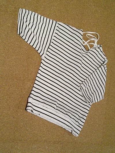 ５１）790円バックリボンボーダーTシャツ