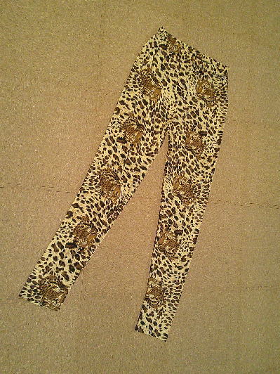 53)777円ヒョウ柄レギンス