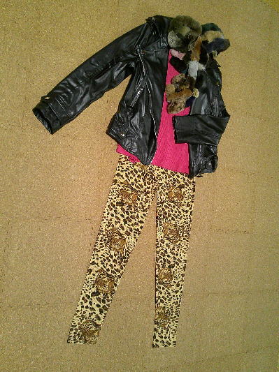 53)777円ヒョウ柄レギンス