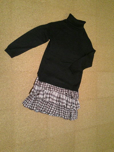 ５８）340円タートルネックセーター黒