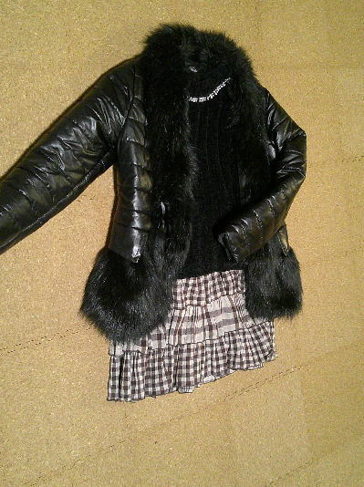 69)2,384円ファーレザージャケット