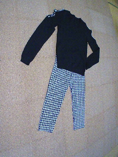 77)500円千鳥格子7分丈レギンス