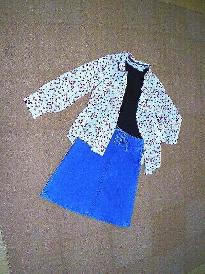 ７８）600円ハートのドットブラウス３