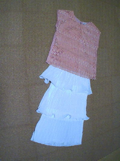 83)780円3段フリルのプリーツスカート白