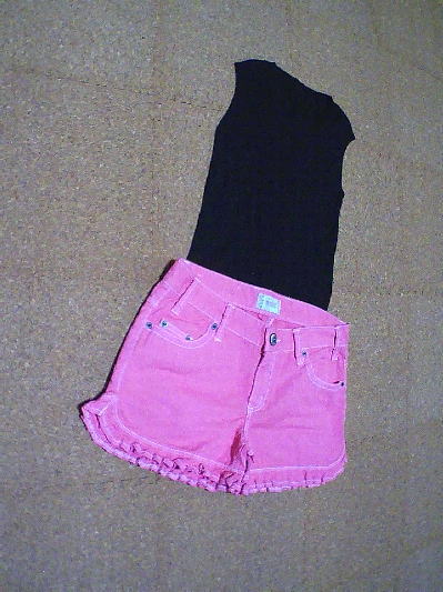 ８７）296円黒ノースリトップス