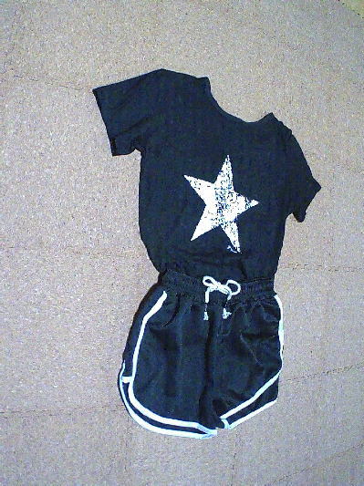 88)392円サイドラインパンツ