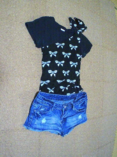 ９５）リボン柄ワンショルダーチュニック