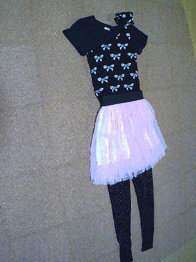 ９５）リボン柄ワンショルダーチュニック