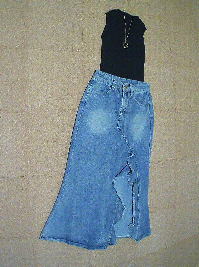 ９６）296円サマーニット・ノースリ黒