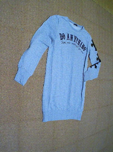 99)360円グレーのトレーナーワンピ