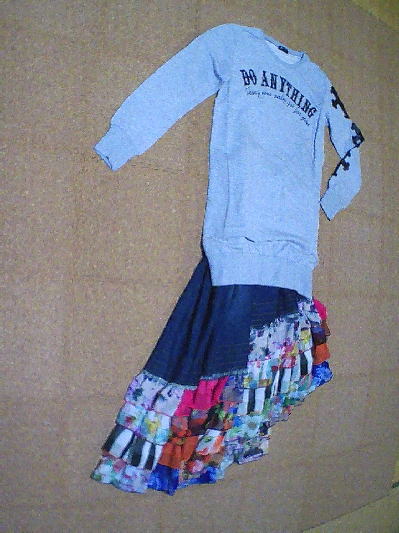 99)360円グレーのトレーナーワンピ