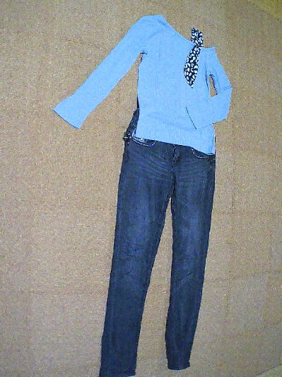 100）690円スカーフ付きワンショルトップス