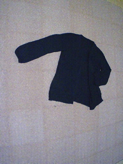 101）2,000円ノーボタンカーデガン黒