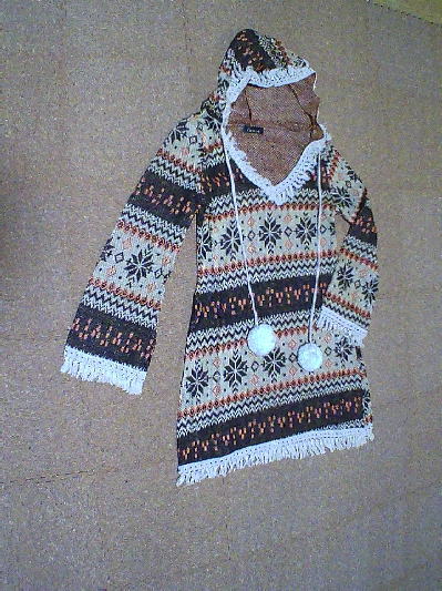 102）360円ノルディック柄ニットワンピース