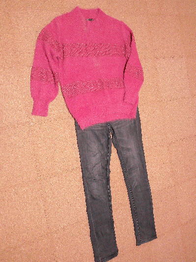 107)500円ラメ入りピンクセーター