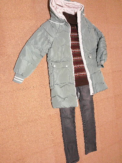 108)470円茶のタートルセーター