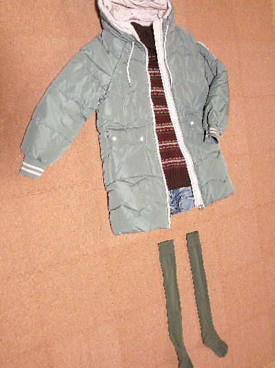 108)470円茶のタートルセーター