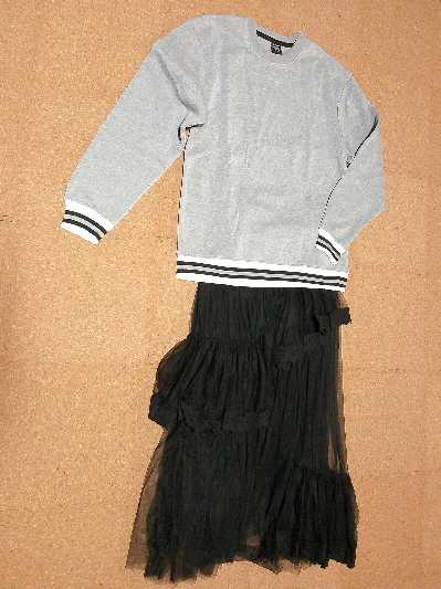 109)770円アメカジトレーナー・グレー