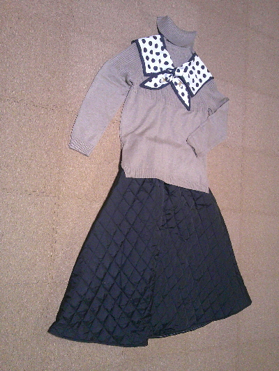 112)1,380円ダウンのマキシ丈スカート