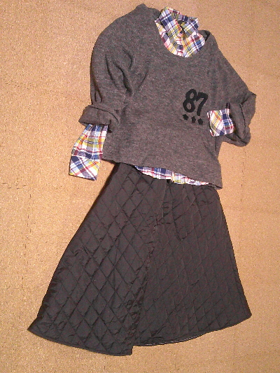 112)1,380円ダウンのマキシ丈スカート