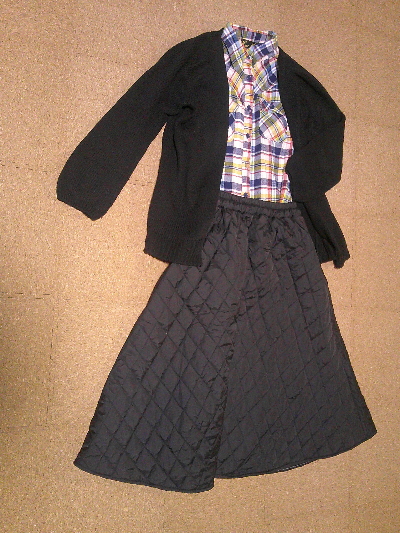 112)1,380円ダウンのマキシ丈スカート