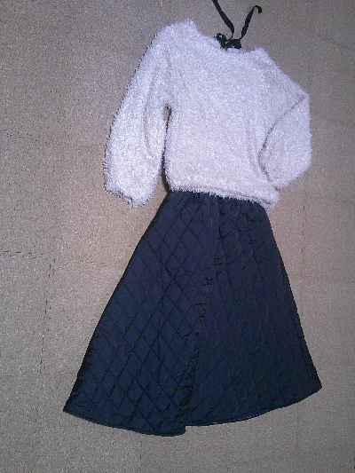 112)1,380円ダウンのマキシ丈スカート