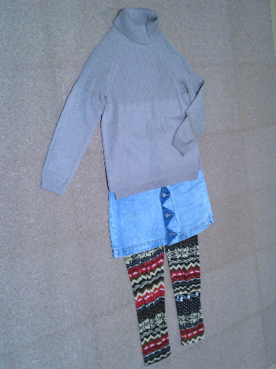 113)825円エスニック柄レギンス