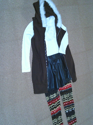 113)825円エスニック柄レギンス