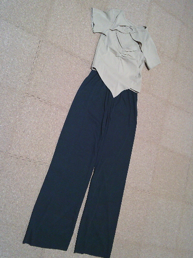 121)286円フロントハートTシャツ2