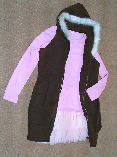 123）285円ボタン飾りの長袖Tシャツ２