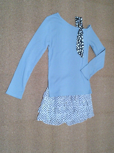 127)140円ドットフリル・ペチパン3