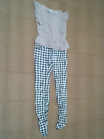 131）690円ノースリブラウス２