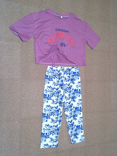 132）931円7分丈レギンス