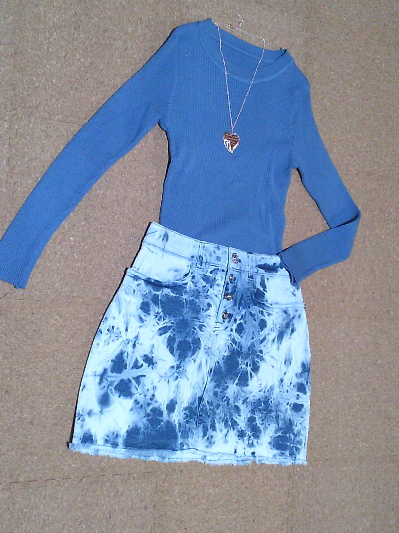 137）582円ニット・ブルー２