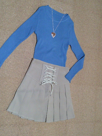 137）582円ニット・ブルー２