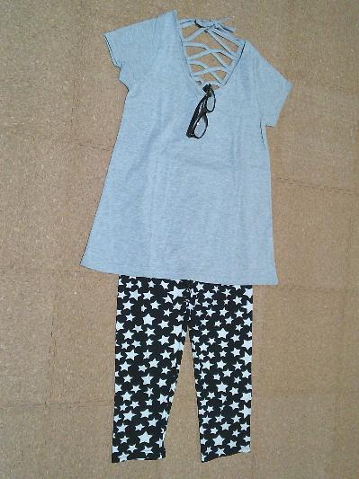 140)360円メガネ付きバックリボンTシャツ