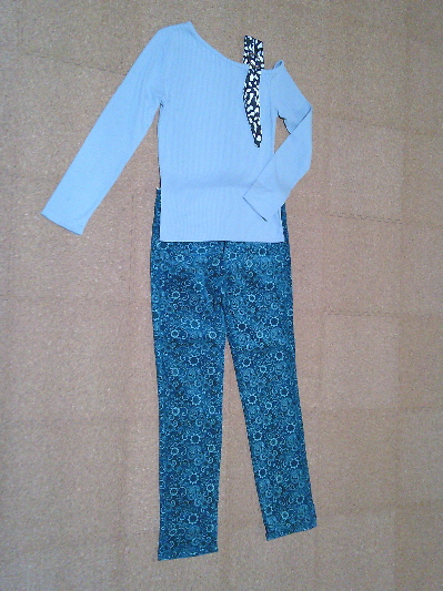 142）649円ベイズリー柄ストレッチパンツ