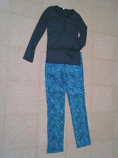 142）649円ベイズリー柄ストレッチパンツ