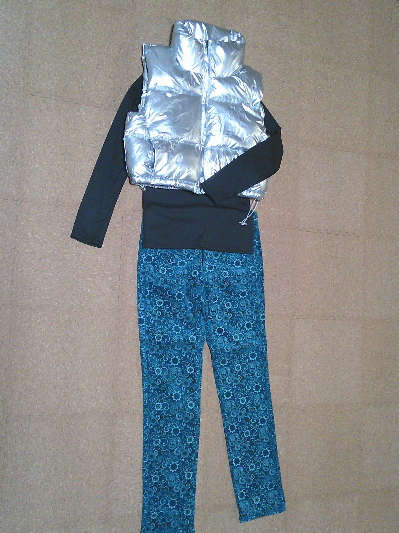 142）649円ベイズリー柄ストレッチパンツ