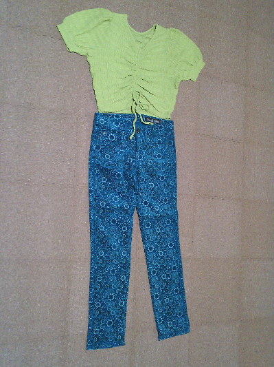 142）649円ベイズリー柄ストレッチパンツ