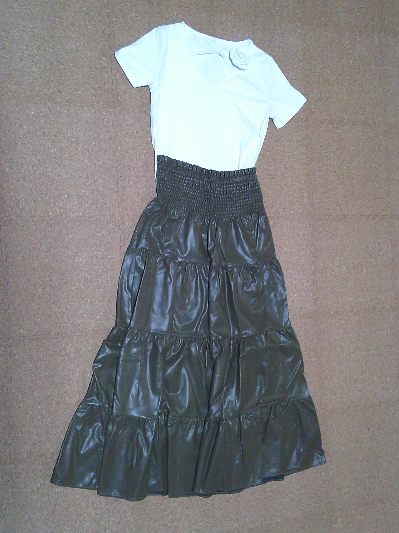 144）990円レザーティアードスカート・緑