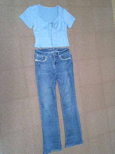 147）660円フロントリボントップス・ライトブルー２