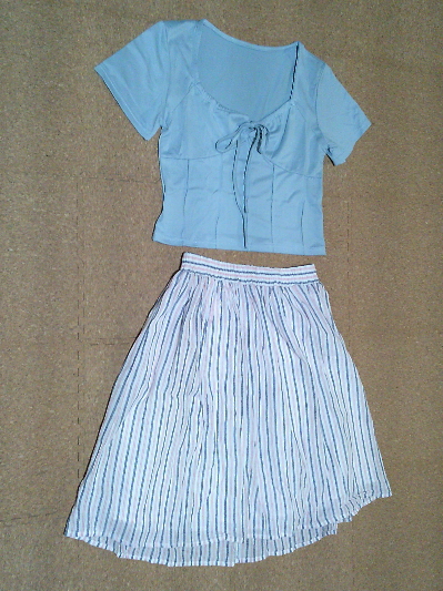 147）660円フロントリボントップス・ライトブルー２