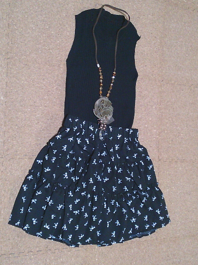 152）297円リボン柄スカート